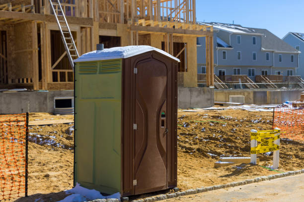 Best Porta potty delivery and setup  in Rosamond, CA